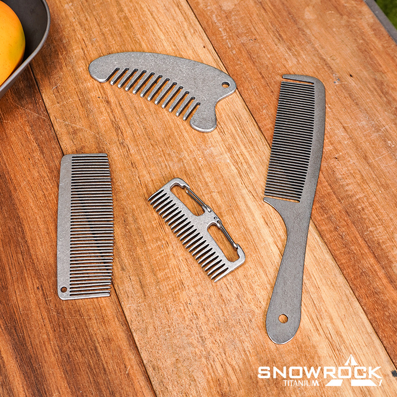 مشط شعر ولحية من التيتانيوم ال - مراجعة Comb Pocket Titanium وسعره