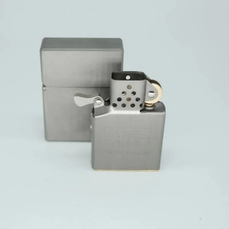 ولاعة زورو الجديدة بهيكل من سب - مراجعة Lighter Insert Zippo وسعره