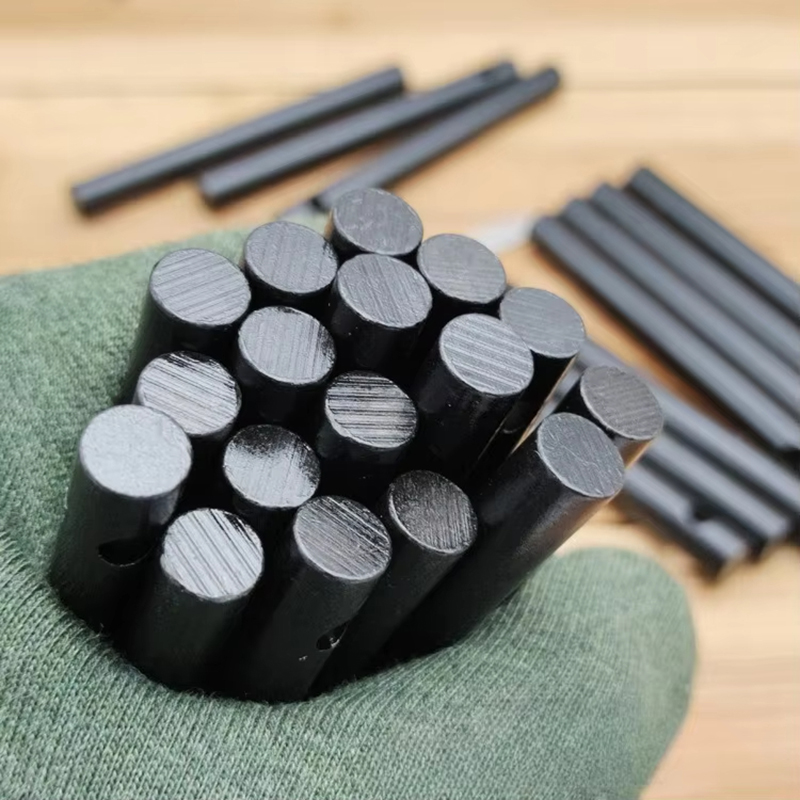 عصا إشعال النار الطارئة من الم - مراجعة Ferro Rod Striker وسعره