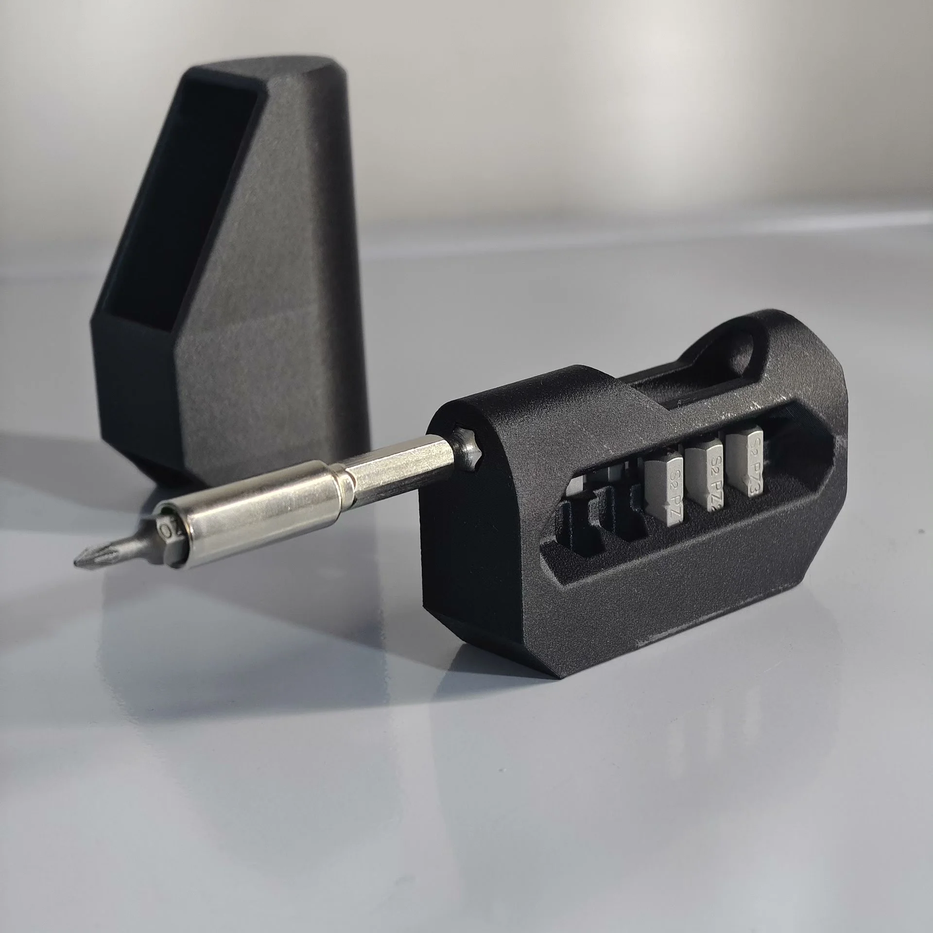 منظم أدوات EDC مطبوع ثلاثي الأ - مراجعة Edc Car Carry وسعره