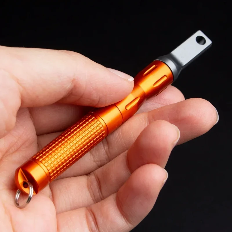 جديد في الهواء الطلق بقاء ولاع - مراجعة Ferro Rod Striker وسعره