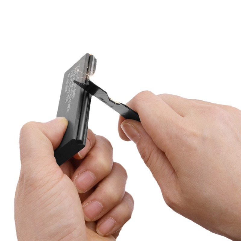 في الهواء الطلق بقاء كتلة المغ - مراجعة Ferro Rod Striker وسعره