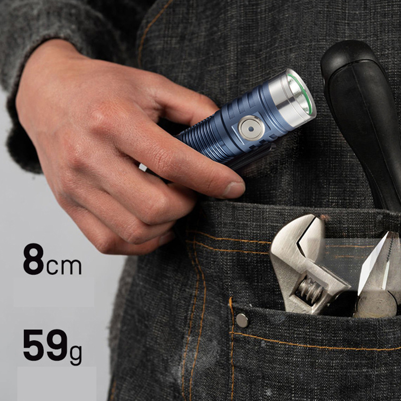 مصباح يدوي تكتيكي صغير ساطع US - مراجعة Edc (Every Day Carry وسعره